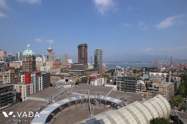 Photo du bâtiment - Europa 2 Bed Apartment For Rent 2002-63 Ke...