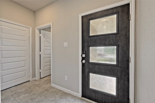 Building Photo - 17502 Rosette Grass Dr