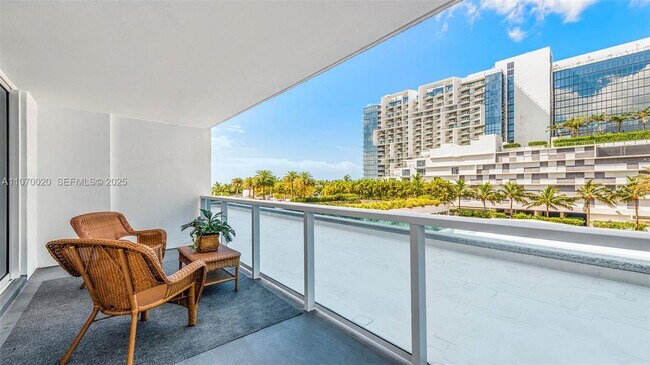 Foto del edificio - 2301 Collins Ave