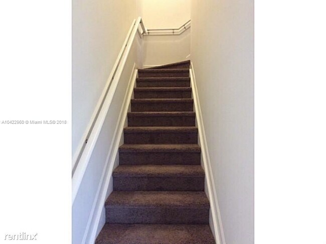 Foto del edificio - 4 br, 3 bath House - 460 NE 194th Ter