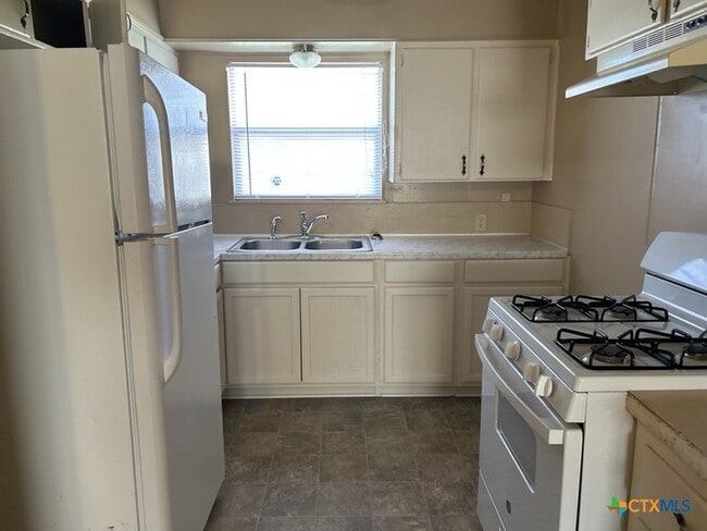 Building Photo - 1315 Jefferis Ave