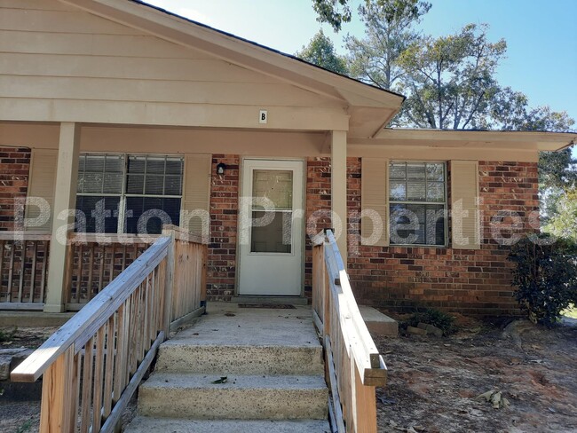 Building Photo - 1655 S. Beltline Blvd. - Outside CoC - R13...