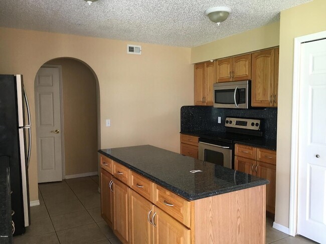 Foto del edificio - 1793 Sawgrass Dr SW