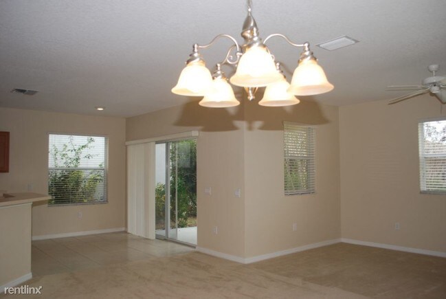 Foto del edificio - 15412 Shoal Haven Pl