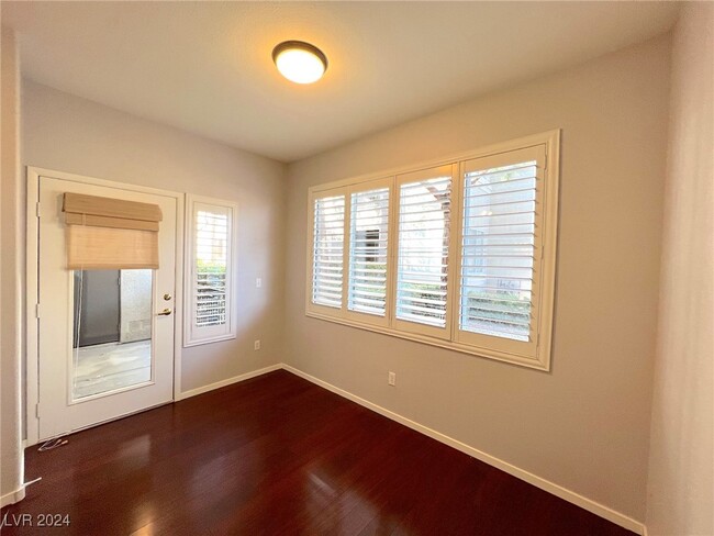 Building Photo - 9050 W Warm Springs Rd