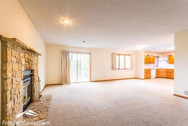 Building Photo - Beautiful 2 bedroom duplex located on the West side of Manhattan!