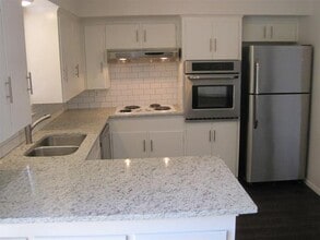 Building Photo - 7482 Walling Ln