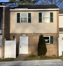 Building Photo - 424 Sedgewick Ct