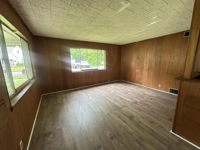 Foto del edificio - 507 S Connor Ave