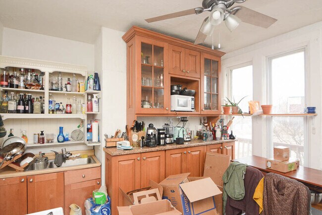 Foto del edificio - 1526 N Elston Ave