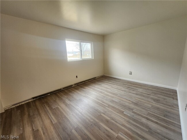 Building Photo - 26680 Tungsten Rd