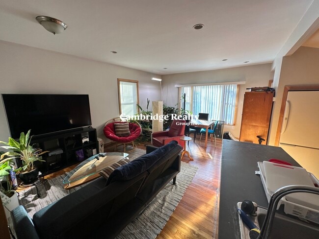 Foto del edificio - 135 Columbia St