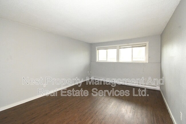 Building Photo - 4280 Quentin Ave