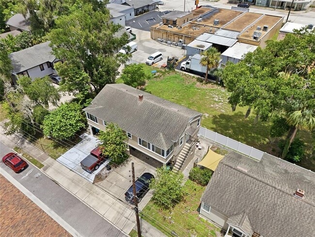 Building Photo - 807 N Thornton Ave