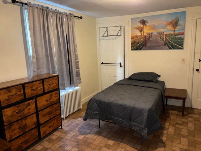 Foto del edificio - 483 Dexter St