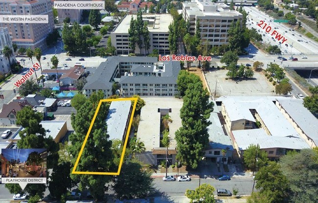 Building Photo - 251 N Oakland Ave