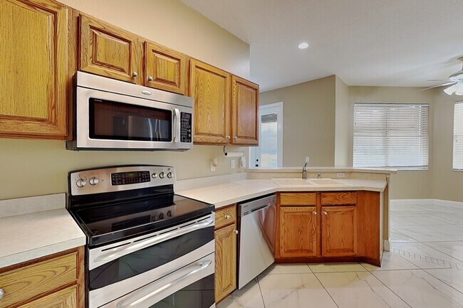 Building Photo - 1115 Bridgeway Blvd