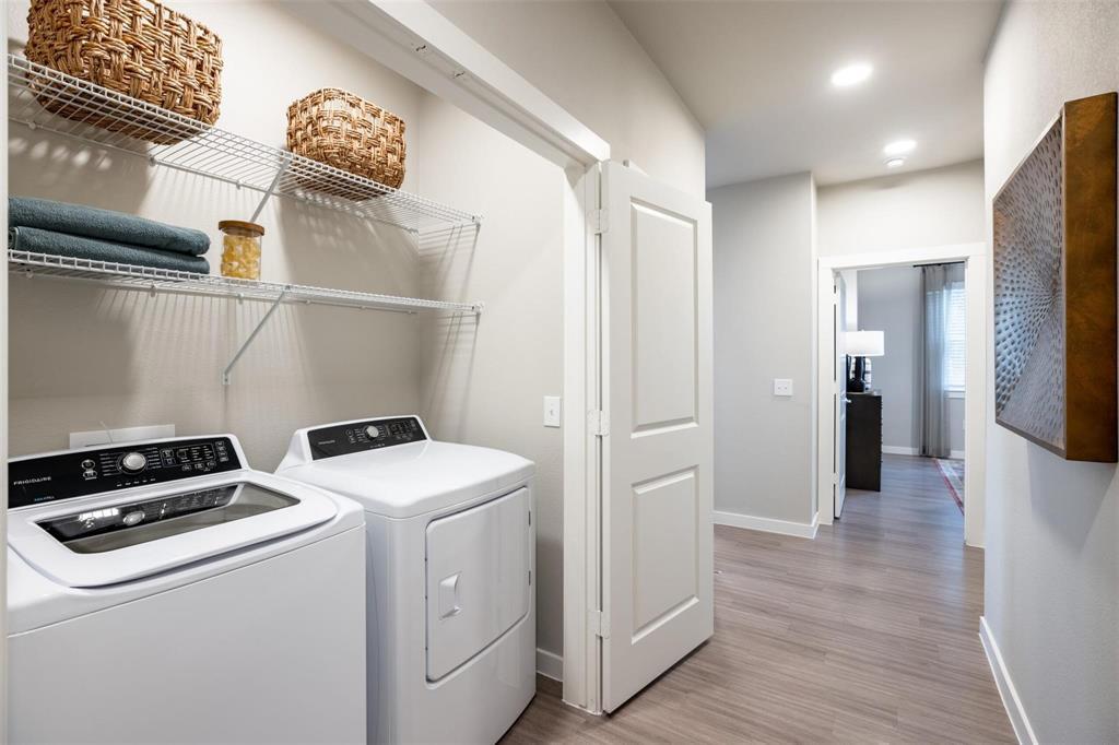Foto principal - 22103 Gosling Rd