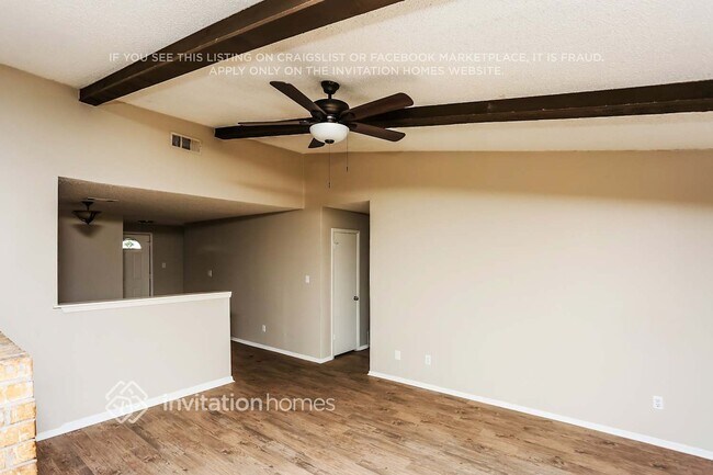 Foto del edificio - 7333 Channelview Dr