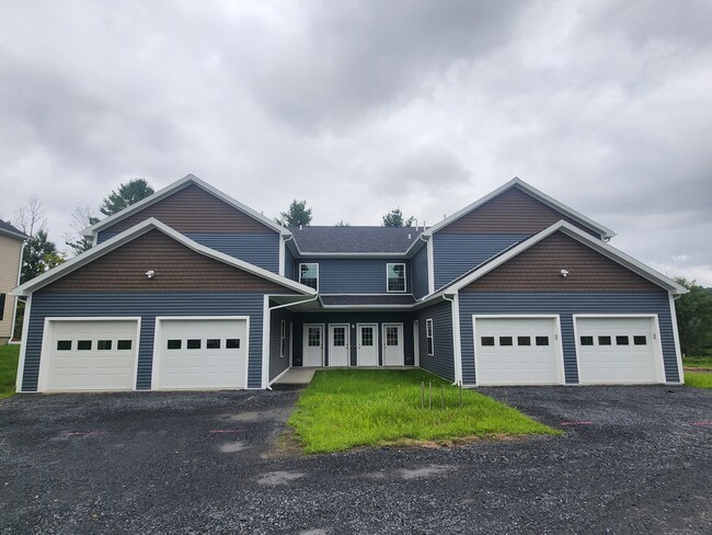 Building Photo - 60 Nicholas Ln