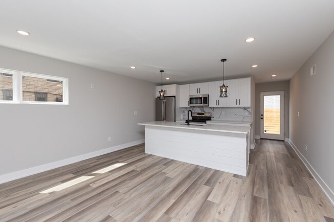 Foto del edificio - 2613 Cecil B. Moore Ave