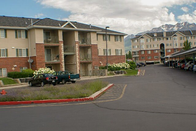 Building Photo - 108 Cougar Blvd