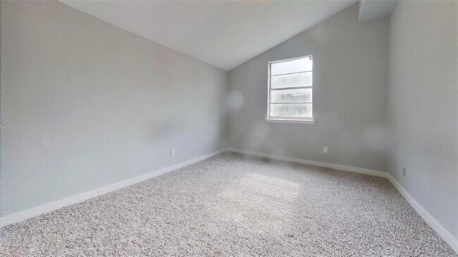 Foto del edificio - 1916 Valley Hill Cir