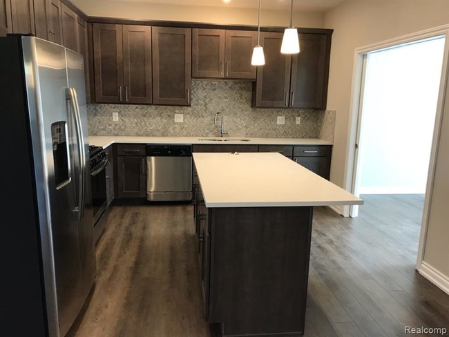 Building Photo - 4056 Brookside Crt