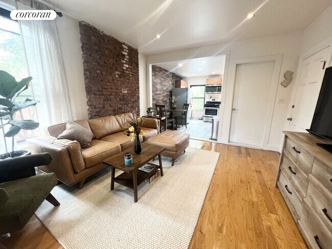 Building Photo - 134 Dean St