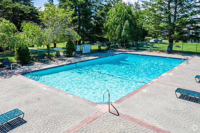 Piscina - Southwind Apartments