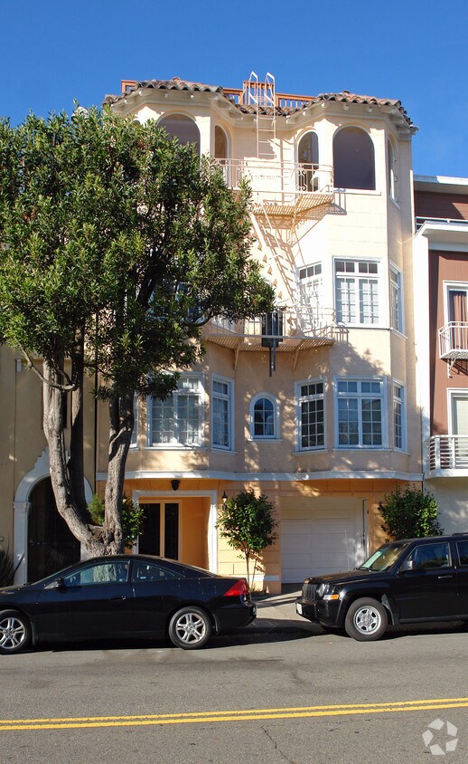 Foto del edificio - 233 Cervantes Blvd