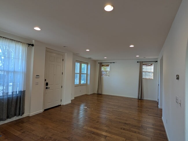 Living room 2 - 4755 Malayan St