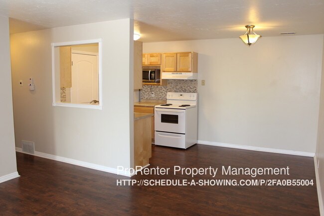 Building Photo - 4110 S Oak Meadows Dr