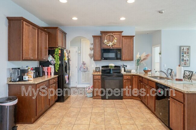 Foto del edificio - 3597 Autumn Woods Dr