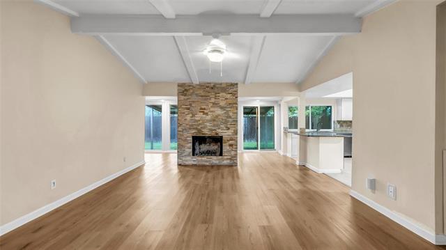 Foto del edificio - 908 Firestone Ln