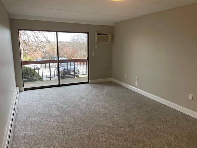 Building Photo - 59 Cambridge Rd