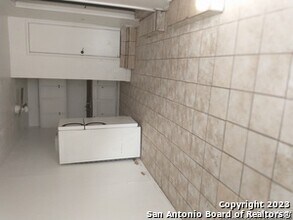 Building Photo - 620 Linden Ave