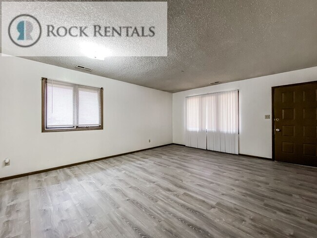 Foto del edificio - 809 32nd Terrace