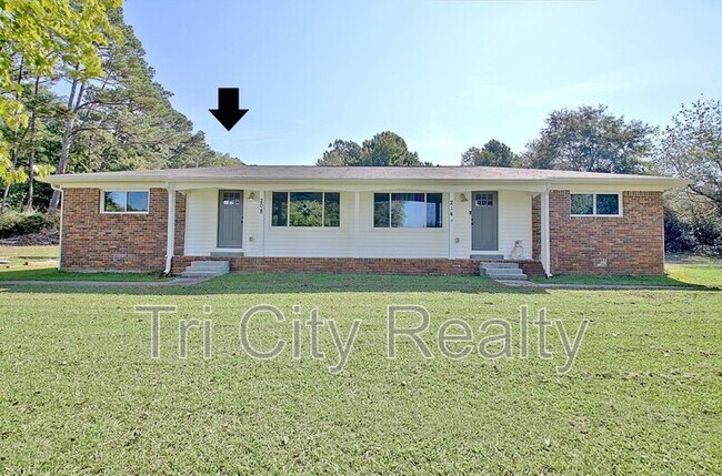 Foto del edificio - 208 Brooks Rd