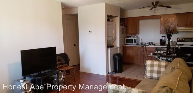 Building Photo - 2852 Stanton St