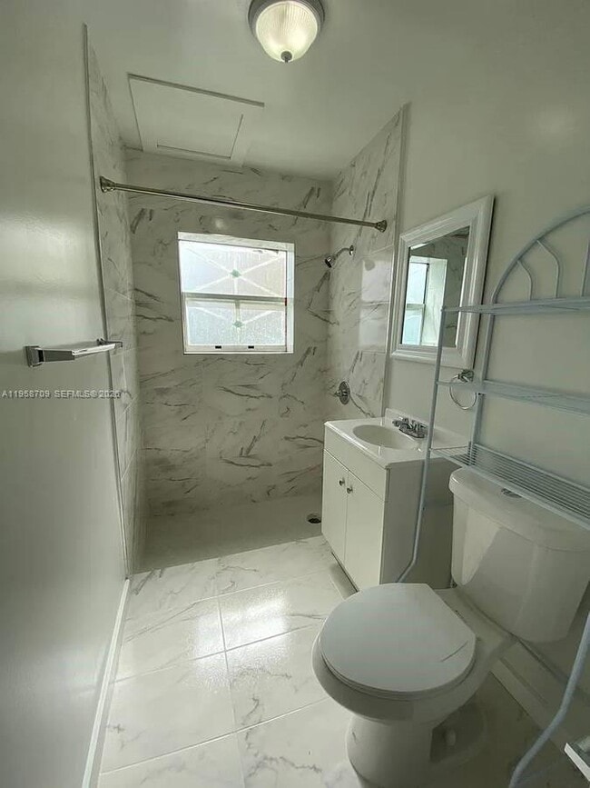 Foto del edificio - 2126 NW Flagler Terrace