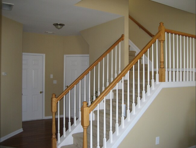 Foto del edificio - 897 Ivydale Ln SW