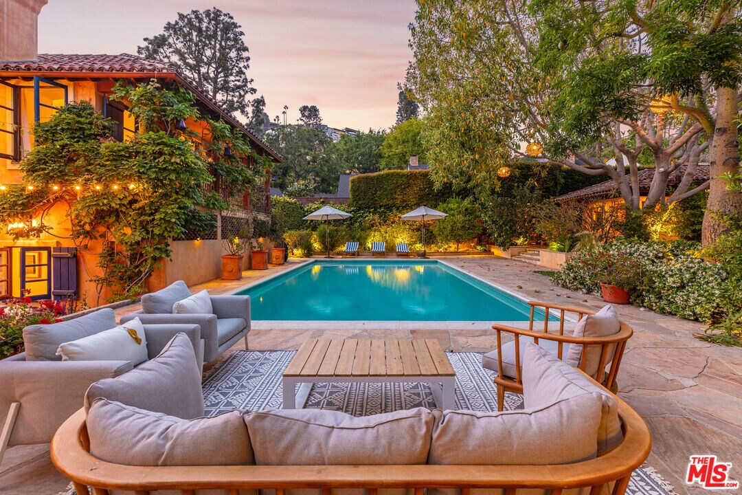 Foto principal - 1416 Bluebird Ave