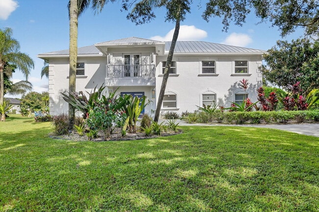 Building Photo - 2900 Greenbriar Blvd