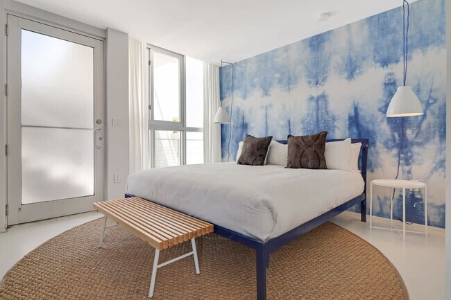 Foto del edificio - 250 Collins Ave