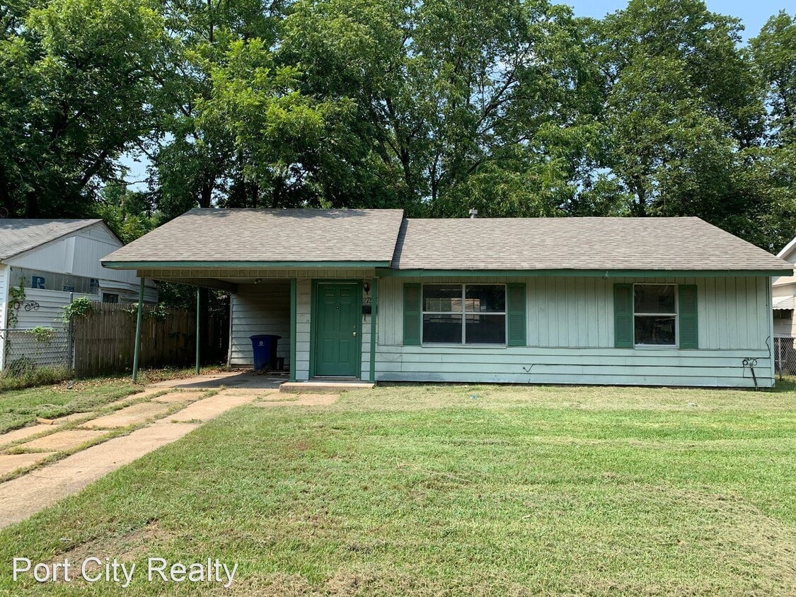 Primary Photo - 3 br, 1 bath House - 2754 Marquette St.