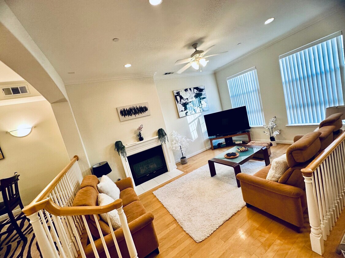 Foto principal - 4106 W Kling St