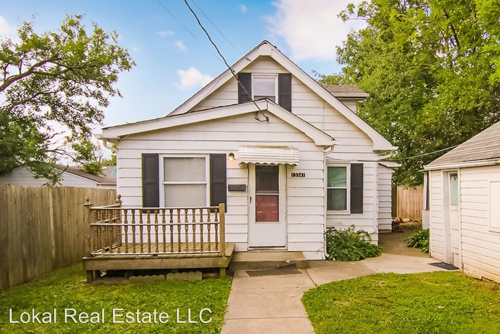 Primary Photo - 3 br, 1 bath House - 13341 Wainfleet Ave