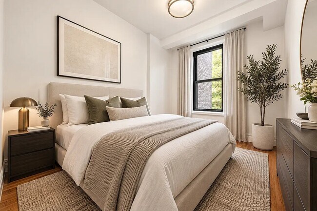 Foto del edificio - 322 W 11th St