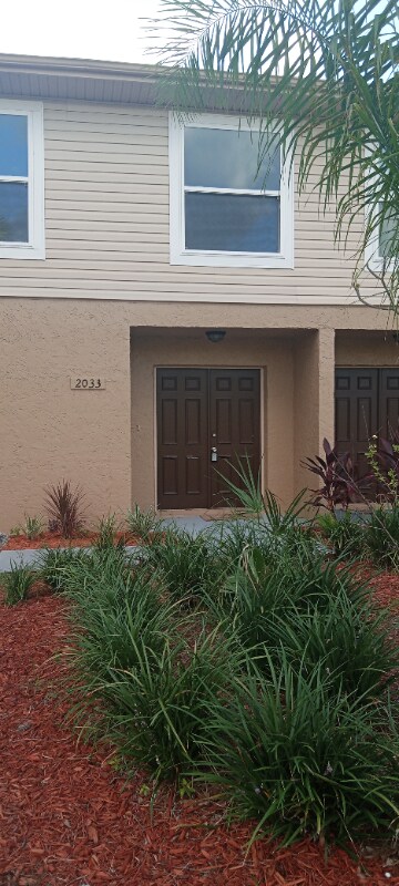 Foto del edificio - 2033 McMullen Ave